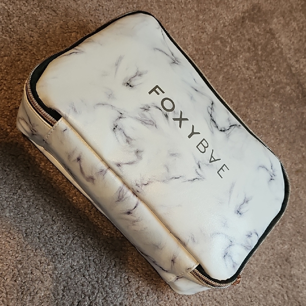 FOXYBAYE Marble Print White Cosmetic Pouch